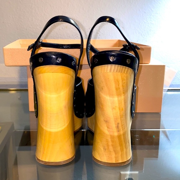 Prada Heels - Picture 5 of 9